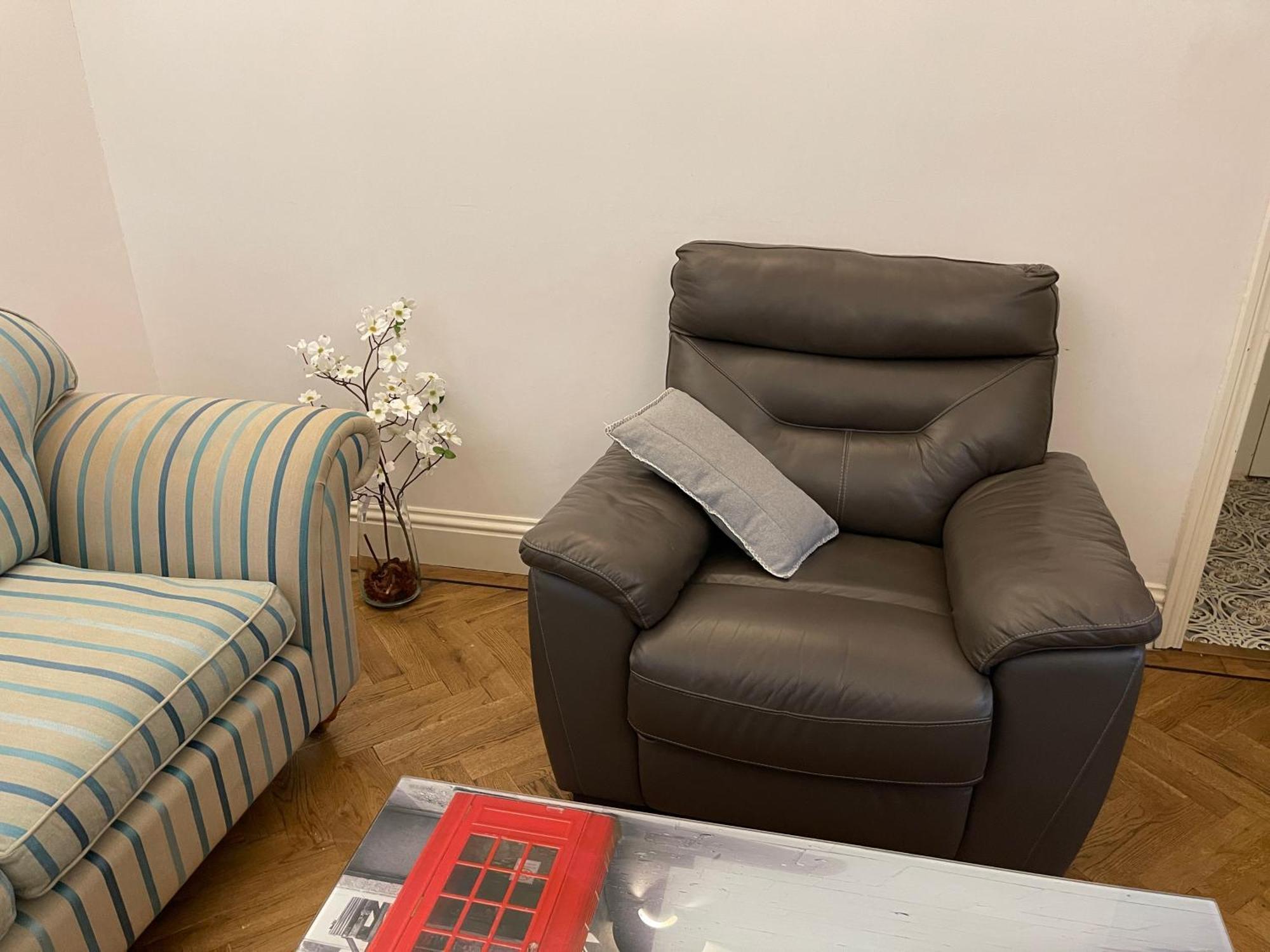 London Luxe Rooms Surbiton Bagian luar foto