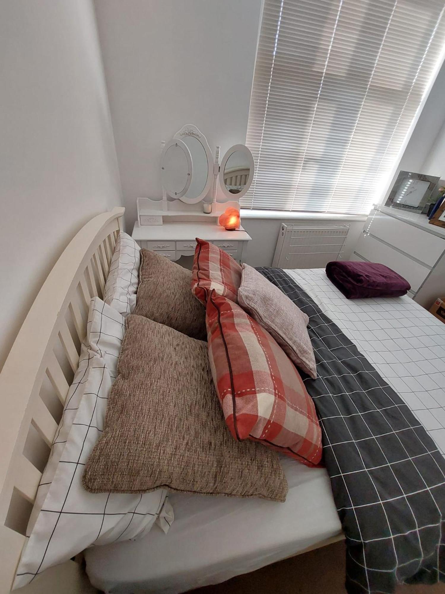 London Luxe Rooms Surbiton Bagian luar foto